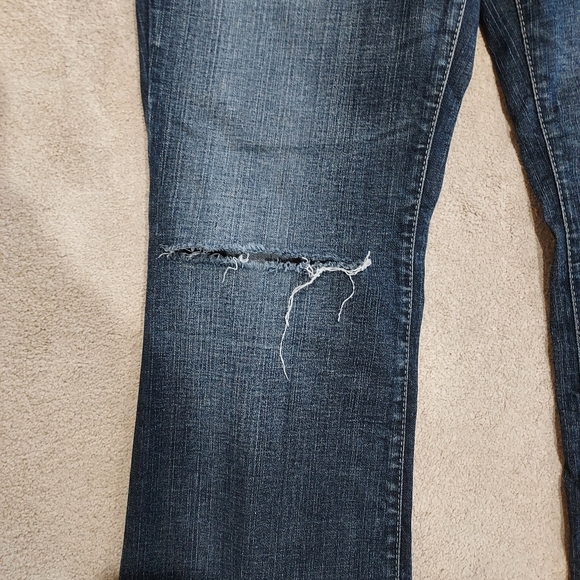 Guess Jean's - Picture 4 of 8